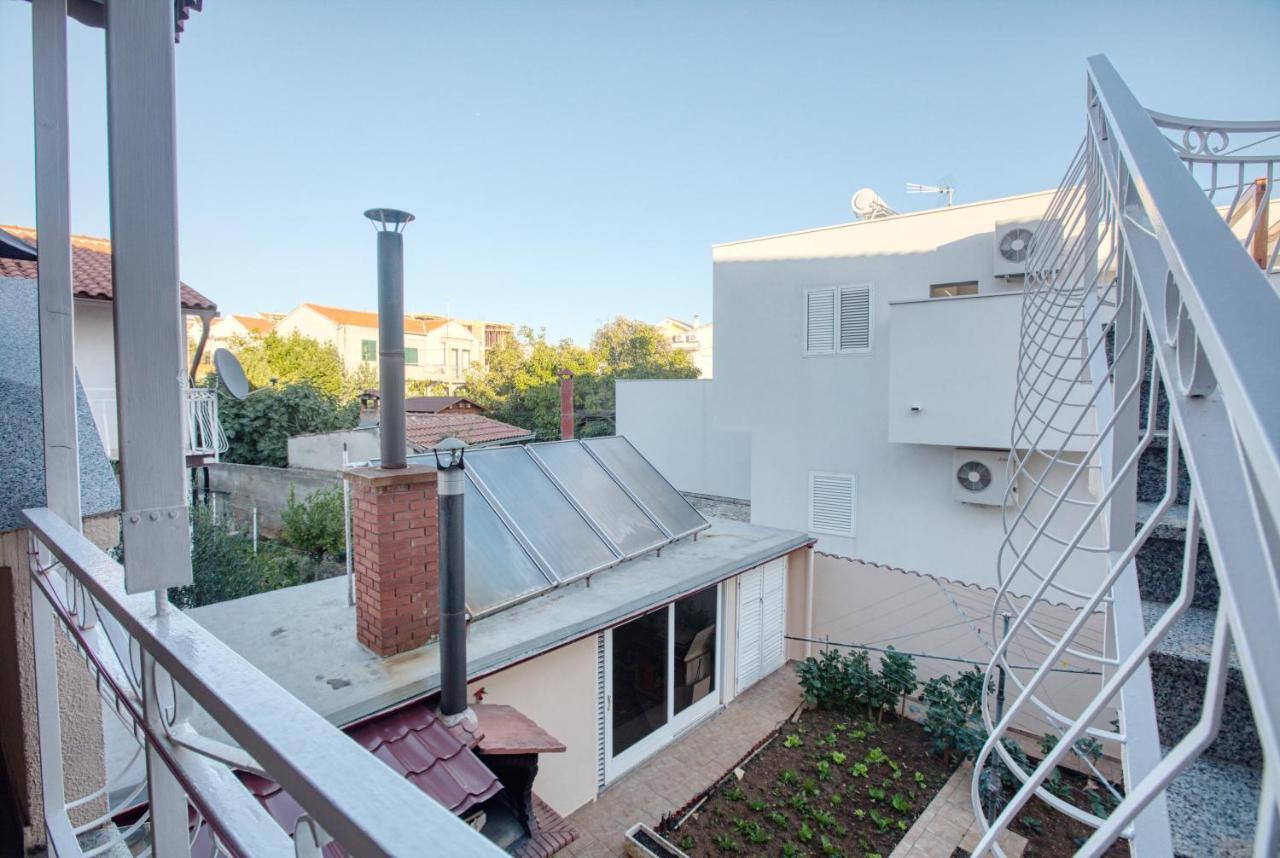 Apartments By The Sea Brodarica, Sibenik - 4194 외부 사진