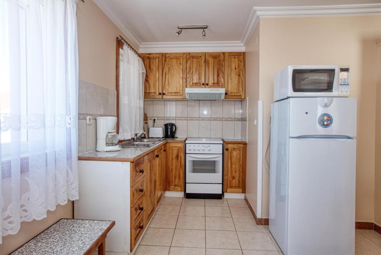 Apartments By The Sea Brodarica, Sibenik - 4194 외부 사진