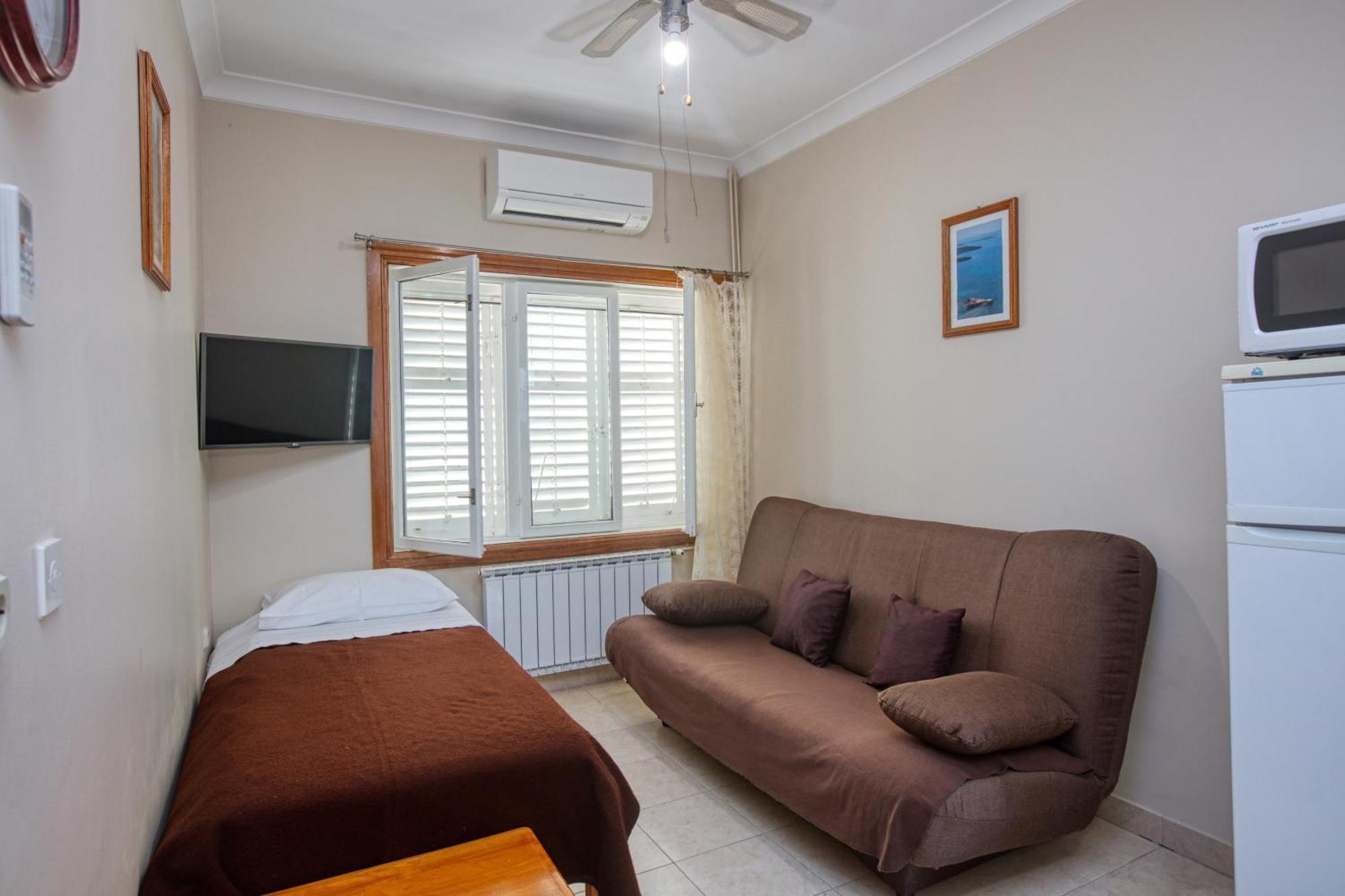 Apartments By The Sea Brodarica, Sibenik - 4194 외부 사진
