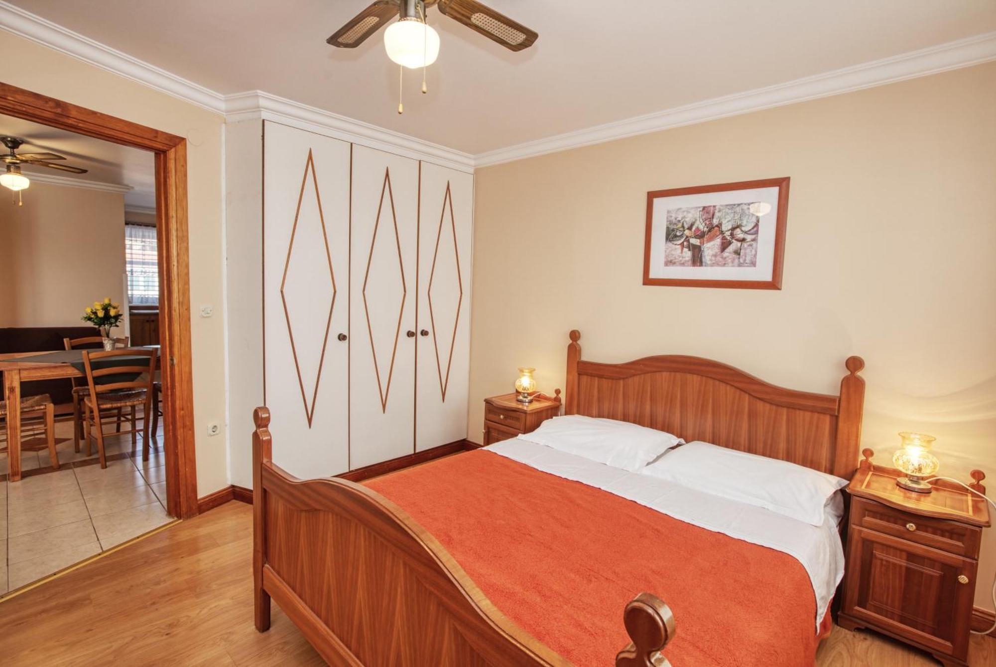 Apartments By The Sea Brodarica, Sibenik - 4194 객실 사진