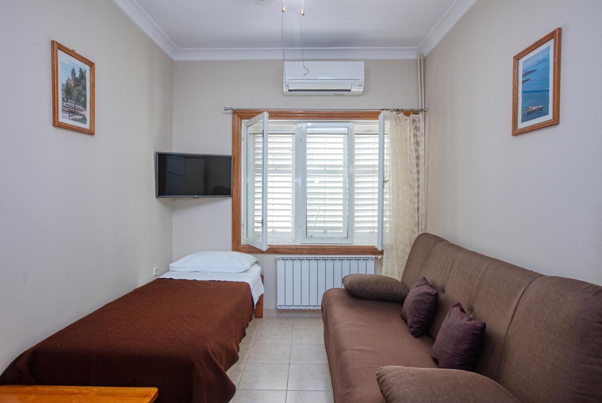 Apartments By The Sea Brodarica, Sibenik - 4194 객실 사진