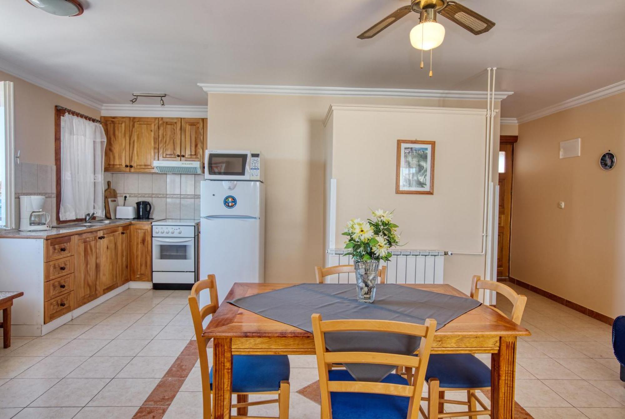 Apartments By The Sea Brodarica, Sibenik - 4194 객실 사진